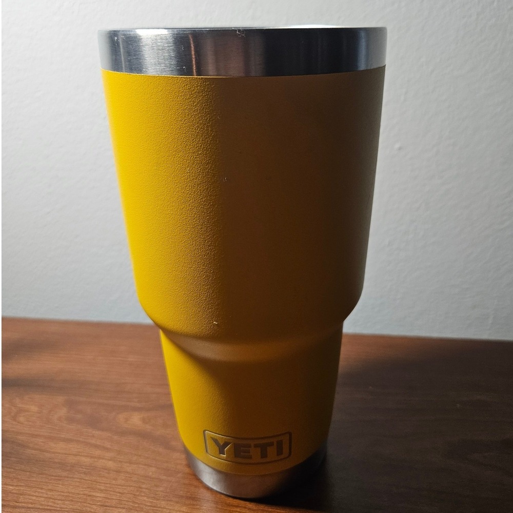 YETI Rambler Tumbler Unisex 30oz Alpine Yellow Stainless Steel Vacuum Insulated